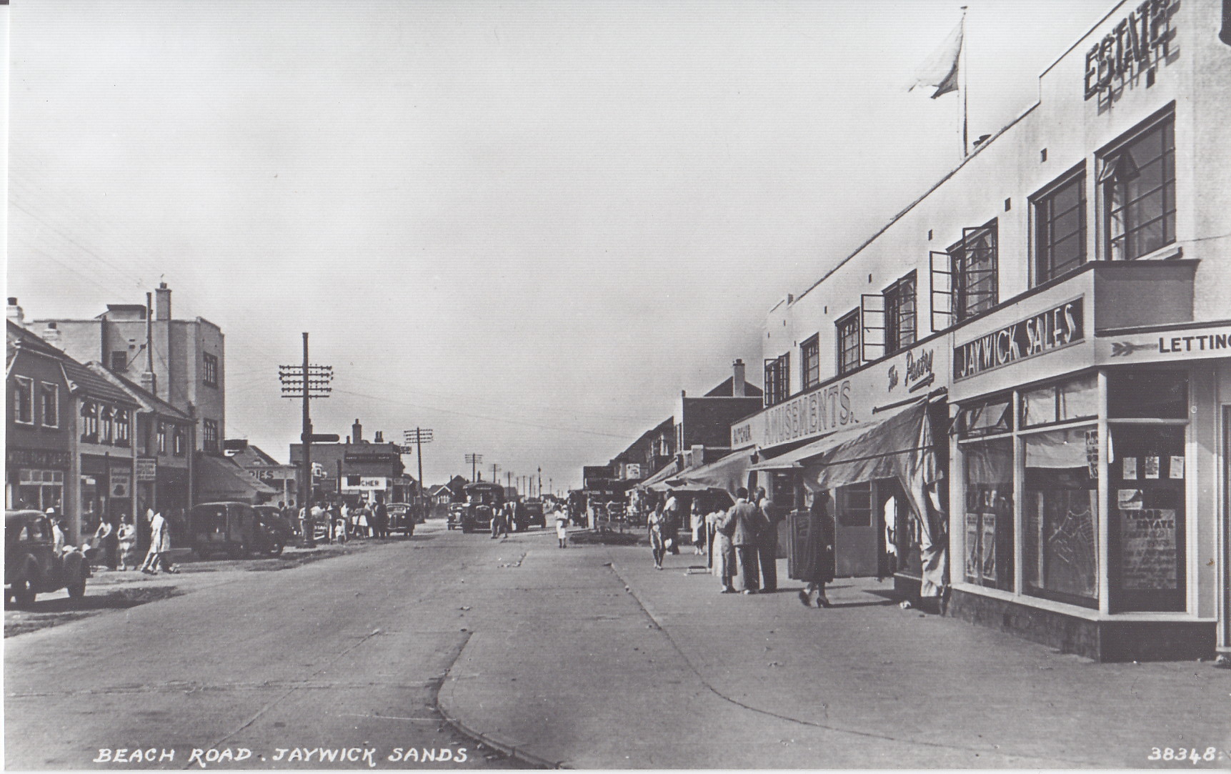 Beach Road which is now known as Broadway, Jaywick Sands